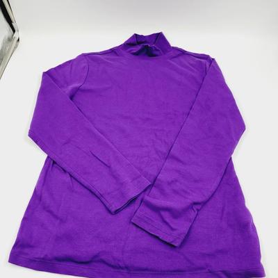 WOMEN'S MEDIUM LONG SLEEVE VARIETY LOT
