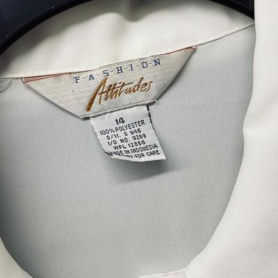 FASHION ATTITUDES - WOMENâ€™S BUTTON UP - SIZE 14