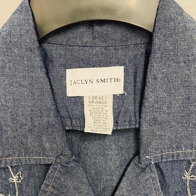 JACLYN SMITH - WOMENâ€™S DETAILED DENIM TOP - SIZE L