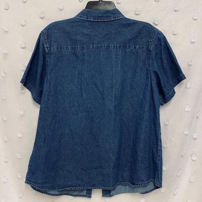 BASIC EDITIONS - WOMENâ€™S DENIM TOP - SIZE XL