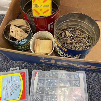 Roofing nails and wood screws