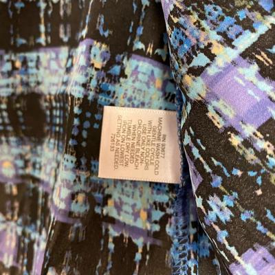 LIZ CLAIBORNE - FUN COLORED WOMENâ€™S BUTTON UP - SIZE L