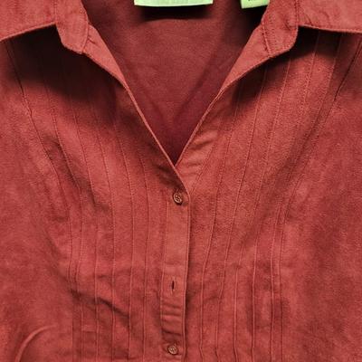 LEMON GRASS WOMENS SIZE LG FAUX LEATHER STYLE BLOUSE