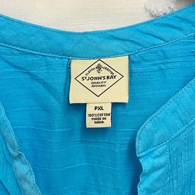 ST. JOHNS BAY - LIGHTWEIGHT WOMENâ€™S BLOUSE - SIZE PXL