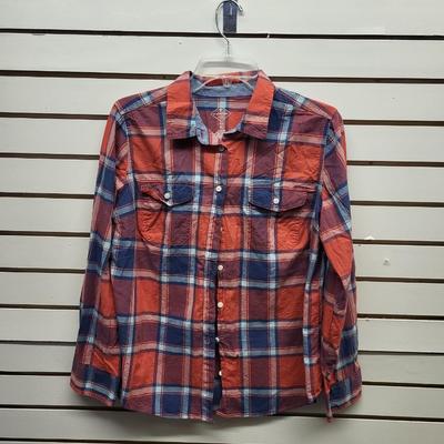 ST JOHNS BAY WOMENS SIZE PL FLANNEL BUTTON UP SHIRT
