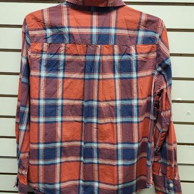 ST JOHNS BAY WOMENS SIZE PL FLANNEL BUTTON UP SHIRT