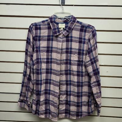ST JOHNS BAY WOMENS SIZE PL FLANNEL BUTTON UP SHIRT