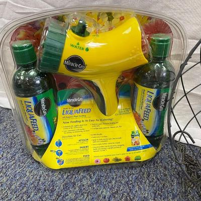 Sprayer,hanging basket,saw,miracle grow