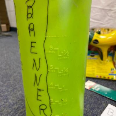 Sprayer,hanging basket,saw,miracle grow