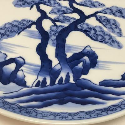 12.5 inches decorative blue design plate