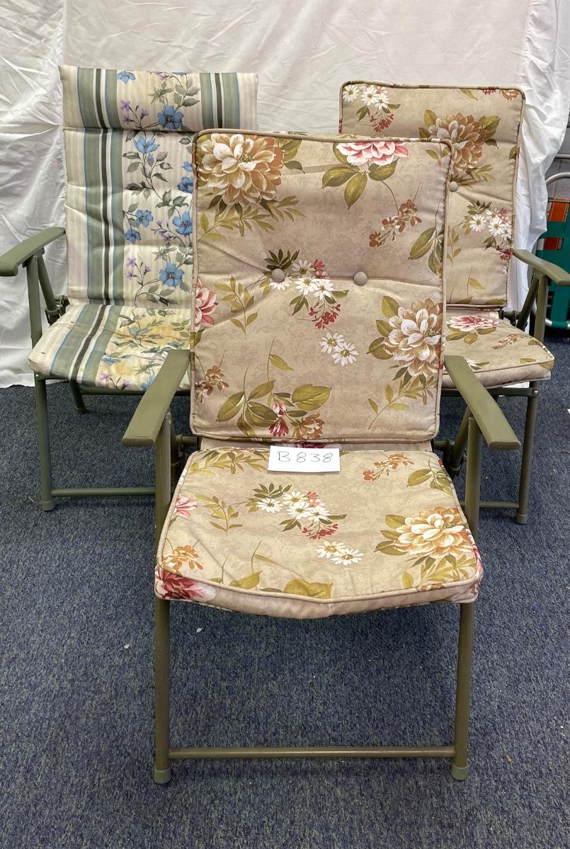 3vintage lawn chairs