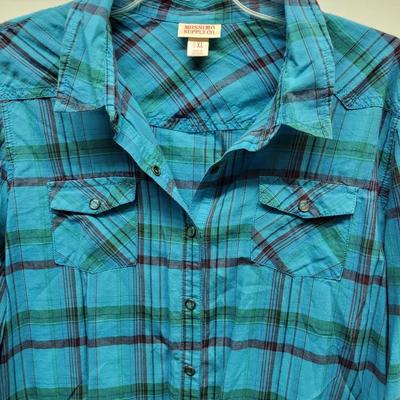 MOSSIMO SUPPLY WOMENS XL BUTTON UP FLANNEL SHIRT