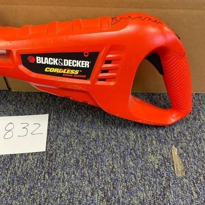 Black & Decker cordless string trimmer