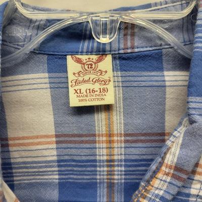 FADED GLORY WOMENS SIZE 16 - 18 BUTTON UP PLAID SHIRT