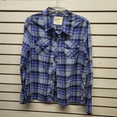 ARIZONA WOMENS SIZE XL BUTTON UP SHIRT