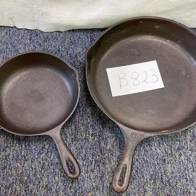 2 cast iron skillets