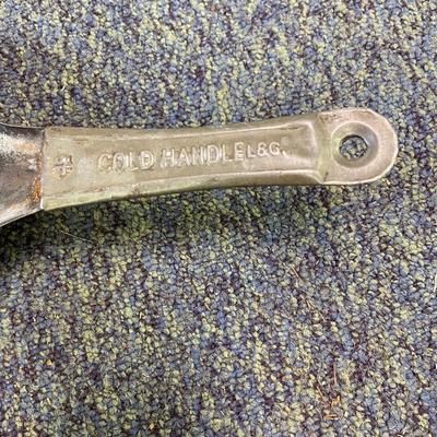 2 carbon steel skillets