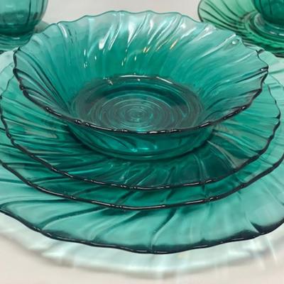 Ultramarine Jeannette Swirl Depression Glass Place Setting (1)