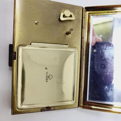 VINTAGE CLOVER MUSICAL METAL POWDER COMPACT