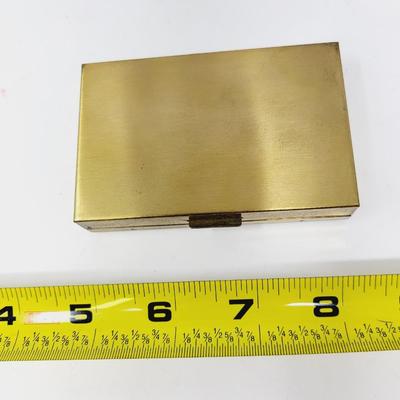VINTAGE CLOVER MUSICAL METAL POWDER COMPACT
