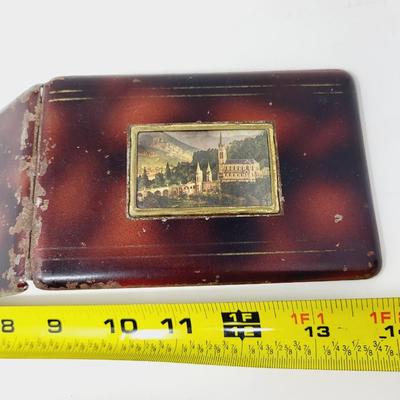 VINTAGE METAL CIGARETTE DECORATIVE HOLDER