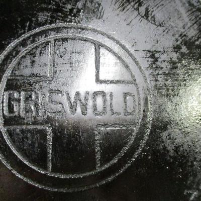 Cast Iron Griswold No. 9 Skillet  710 F