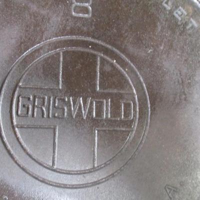 Cast Iron Griswold Skillet No. 8 704 H