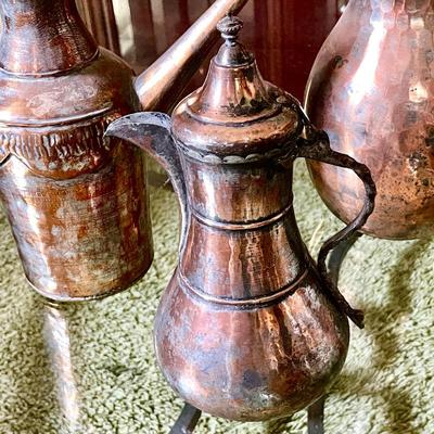 LOT 141   GROUP OF 3 TURKISH DECORATIVE COPPER PITCHERS & COFFEE POT
