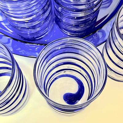 LOT 162   COBALT BLUE GLASS PITCHER & TRAY BLUE SWIRL DRINK GLASSES