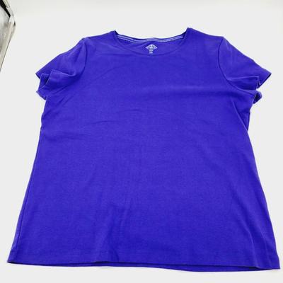 WOMENS XL PETITE SHORT SLEEVE ST JOHN'S LOT