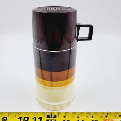 GROOVY VINTAGE THERMOS KING SEELY