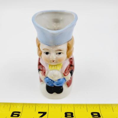 VINTAGE COLONIAL RED COAT SMALL TOBY JUG