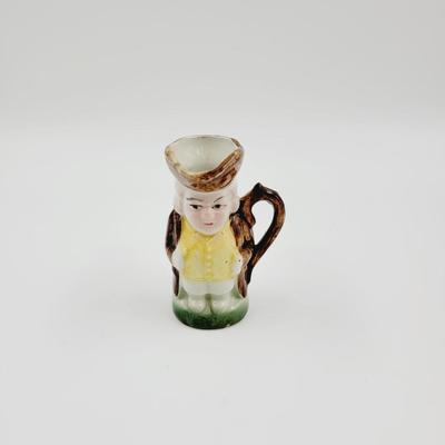 VINTAGE COLONIAL TAN COAT SMALL TOBY JUG