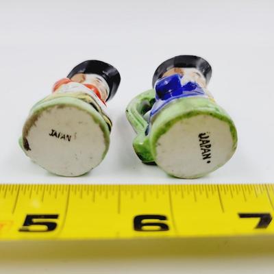 VINTAGE COLONIAL MINIATURE TOBY JUGS PAIR