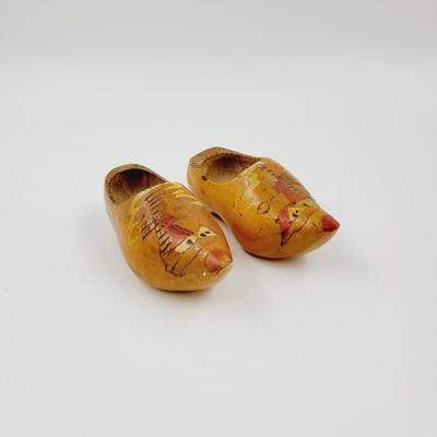 VINTAGE MINIATURE WOODEN CLOGS MADE IN HOLLAND