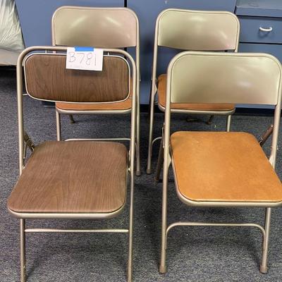 4 Samsonite folding chairs