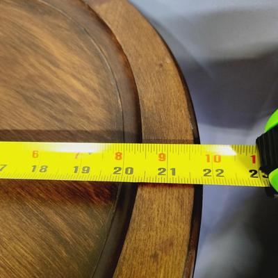 STUNNING FINE HAND PAINTED ORIENTAL ACCENT TABLE
