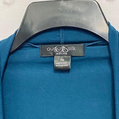 AUGUST SILK - CUTE AND COMFORTABLE WOMENâ€™S TOP - SIZE PM