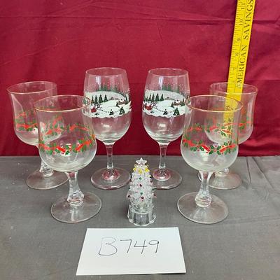 Christmas wine glasses