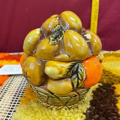 Latch hook projects & Inarco Japan ceramic orange spice