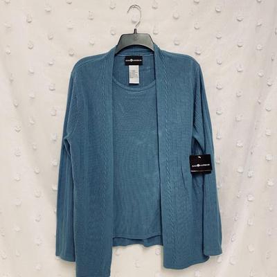 NWT - SAG HARBOR - LAYERED WOMENâ€™S TOP - SIZE L