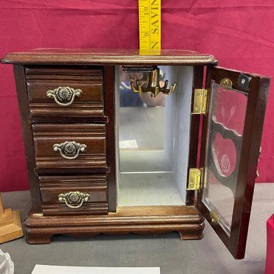 Jewelry box assortment