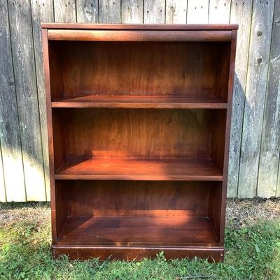 G1268 Wood Bookshelf