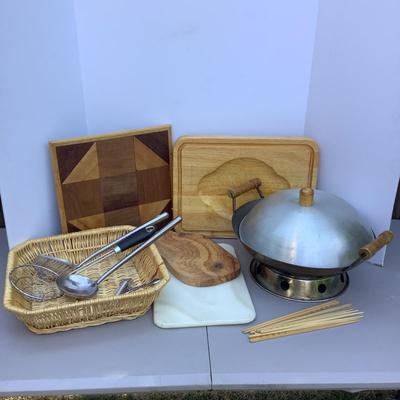 G1271 Wok Set with Cutting Boards Lot