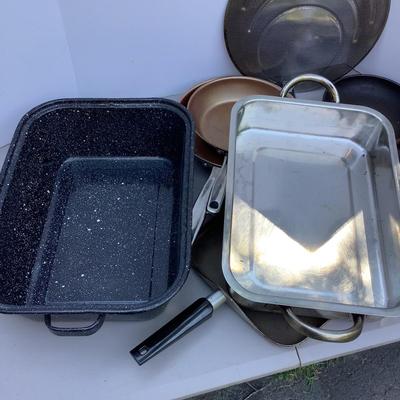 G1279 Pans & Roasters Cooking Lot