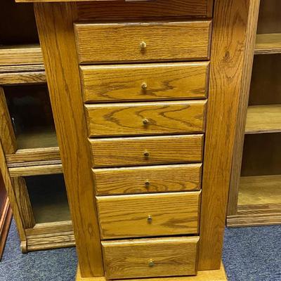 Jewelry cabinet