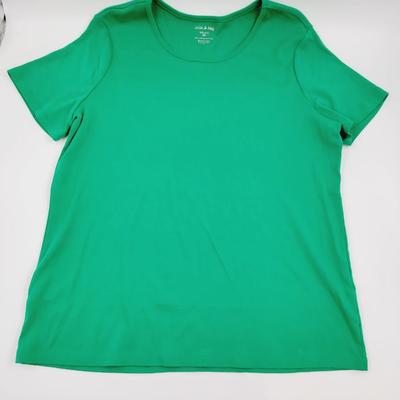 WOMEN'S TOPS 2XL GREEN AND BLUE BUNDLE