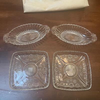 Four  crystal candy/nut dishes. vtg crystal oval candy dish w/handles. 8 1/2â€ x 4â€   vtg Crystal starburst & diamond point candy...