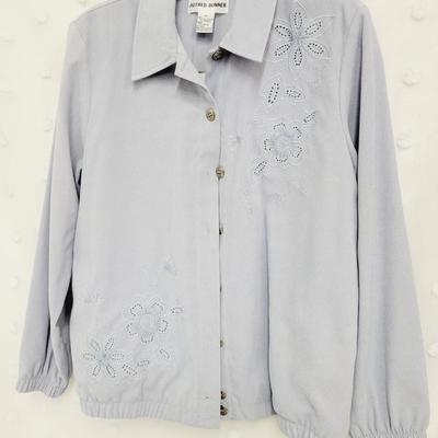 ALFRED DUNNER WOMENS LIGHT BLUE/GRAY PANT SUIT 2PC SIZE TOP(10) SIZE BOTTOM (12)
