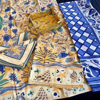LOT 174  SUMMER BEACHY COTTON TABLE CLOTHS
